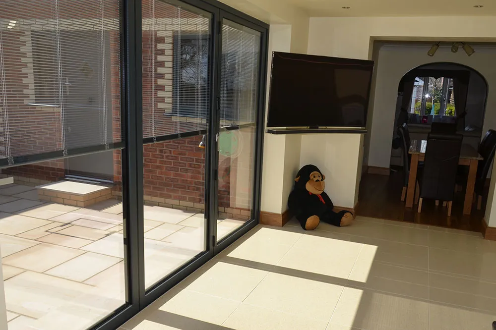 bi-fold-doors
